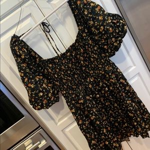 Gap Floral Puff Sleeve Dress. NWT  size XXL.